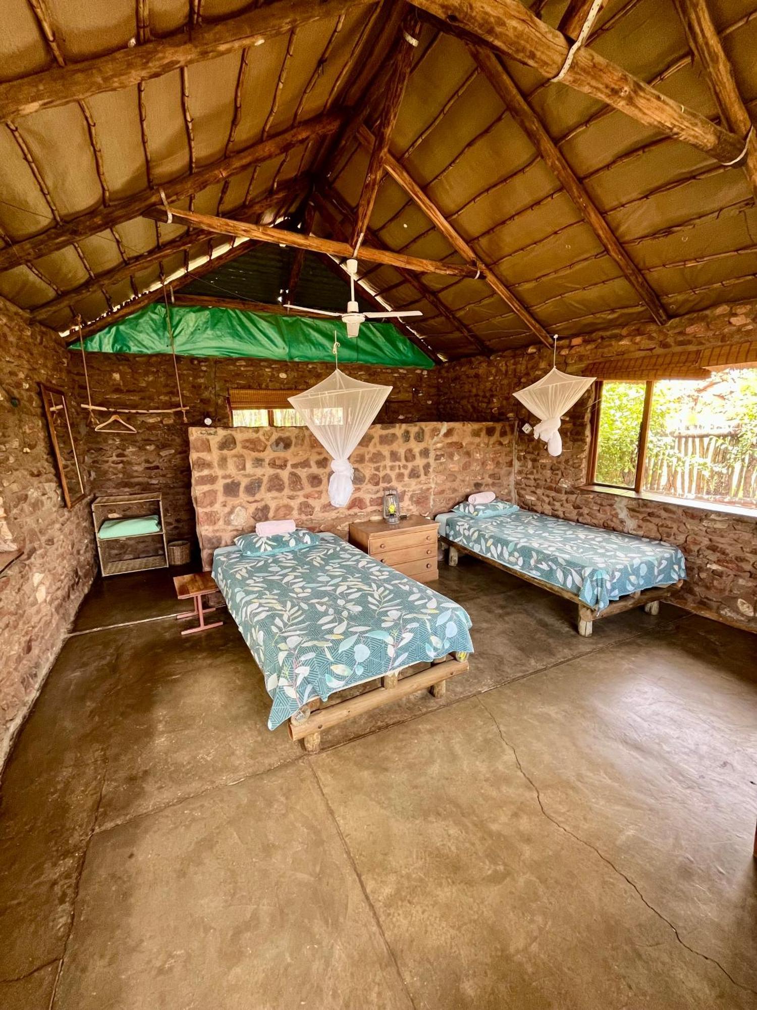 Kaoxa Bush Camp Hotel Alldays Exterior photo