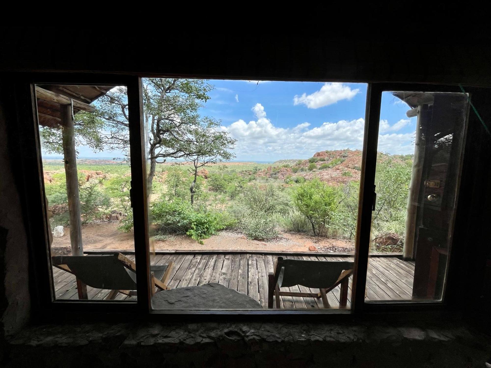 Kaoxa Bush Camp Hotel Alldays Exterior photo