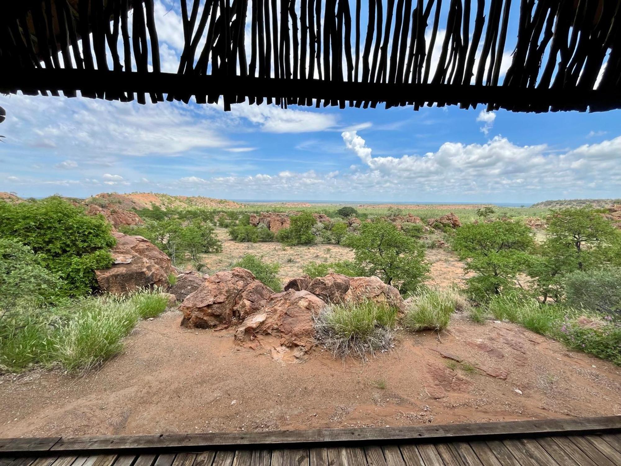Kaoxa Bush Camp Hotel Alldays Exterior photo